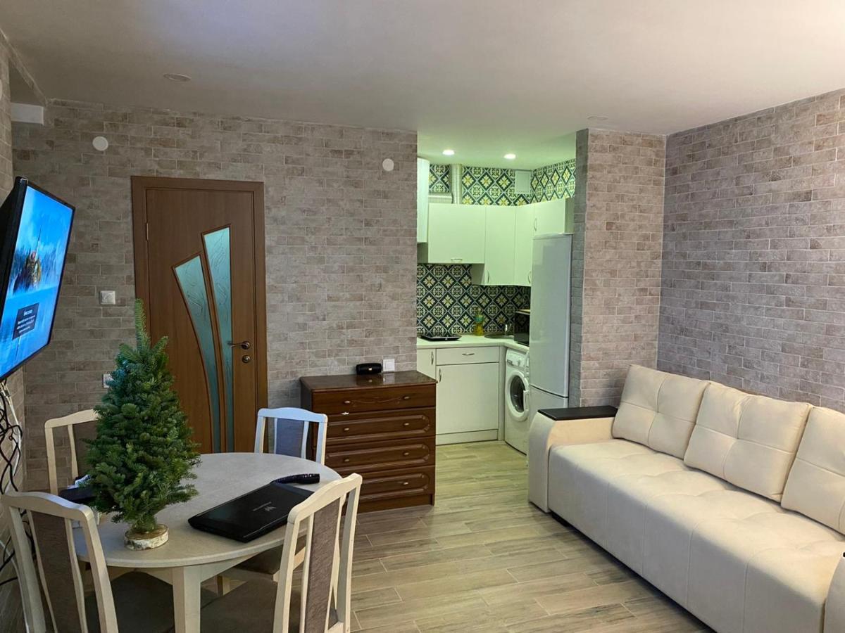 Freedom Apartment On Khmelnytsky Str Lviv Exterior photo